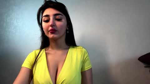 Snapshot of crystlepipkins chatting on 05.17.26 Diana online show from 05.17.26
