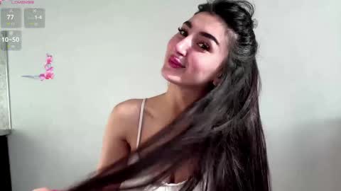 Snapshot of crystlepipkins chatting on 05.29.26 Diana online show from 05.29.26