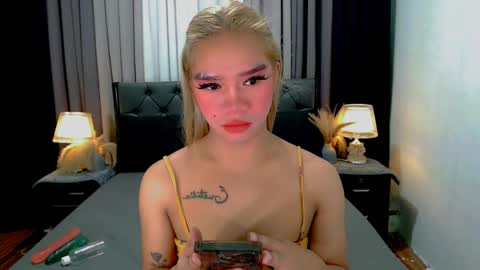 bea takashi  online show from 04.05.26