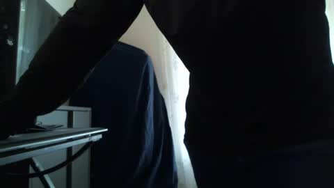 cuddlebeardeluxe online show from 10.28.25