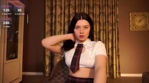 Snapshot of cuddlebyyou chatting on 01.14.26 Ellie online show from 01.14.26