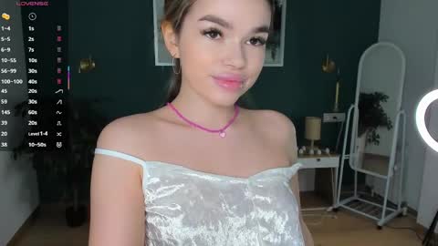 Silvia online show from 04.02.26