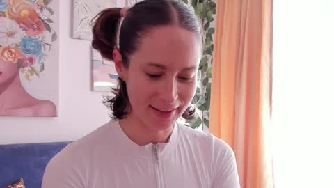 Leonela online show from 05.13.26