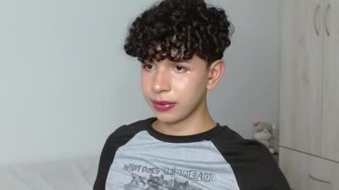 Cuddly online show from 02.20.25