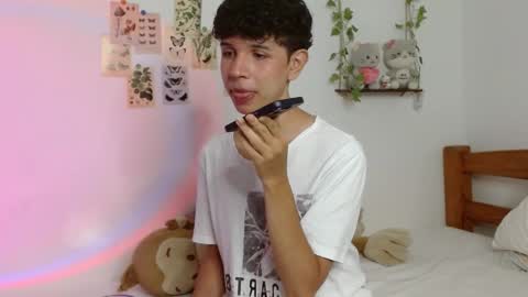 Cuddly online show from 05.18.26
