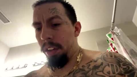 Snapshot of cuete2100 chatting on 12.02.25 cuete2100 online show from 12.02.25