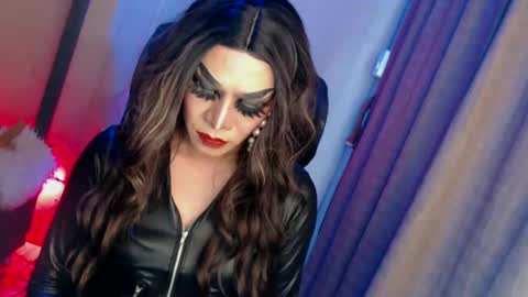 CUMMELA SLUTI online show from 03.03.25