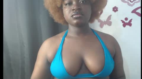 Snapshot of cum_coco_sweet chatting on 04.19.26 Coco sweet online show from 04.19.26