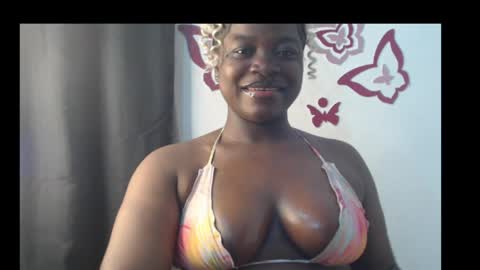 Snapshot of cum_coco_sweet chatting on 05.19.26 Coco sweet online show from 05.19.26