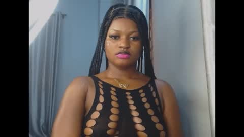 Snapshot of cum_ebony_petitxx chatting on 07.04.26 cath online show from 07.04.26