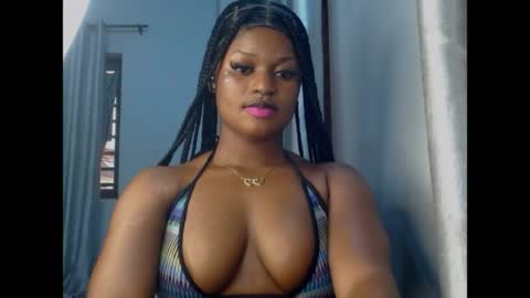 Snapshot of cum_ebony_petitxx chatting on 07.07.26 cath online show from 07.07.26