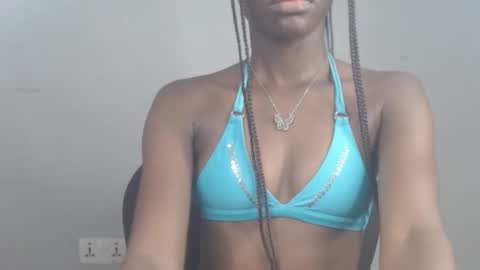 Snapshot of cum_ebony_xsecret chatting on 09.11.25 sophie online show from 09.11.25