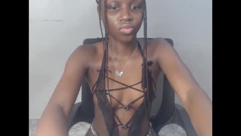 Snapshot of cum_ebony_xsecret chatting on 09.24.25 sophie online show from 09.24.25