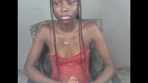 Snapshot of cum_ebony_xsecret chatting on 09.30.25 sophie online show from 09.30.25