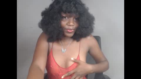 Snapshot of cum_ebony_xsecret chatting on 10.23.25 sophie online show from 10.23.25