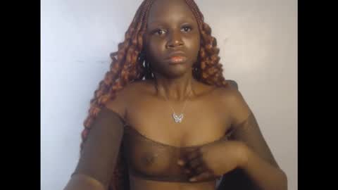 Snapshot of cum_ebony_xsecret chatting on 11.07.25 sophie online show from 11.07.25