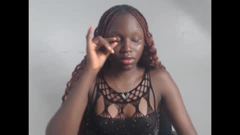 Snapshot of cum_ebony_xsecret chatting on 11.27.25 sophie online show from 11.27.25