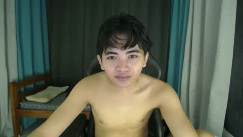 Snapshot of cummingyu chatting on 11.19.25 cummingyu online show from 11.19.25