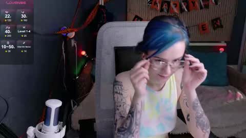 Snapshot of cumpotikeve chatting on 01.14.26 CUMpotikEve online show from 01.14.26