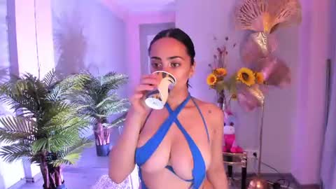 cupcake_izzy online show from 06.26.26