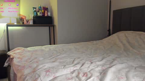 Diana           face in private  online show from 01.11.25