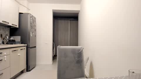 maria  alex online show from 12.21.24