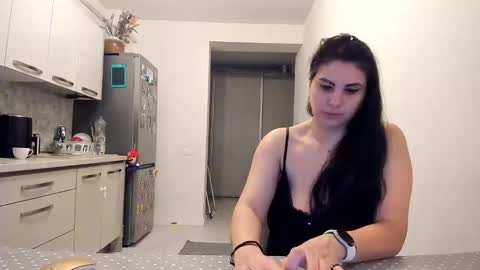 maria  alex online show from 02.15.25