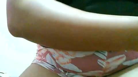 curious_girl247 online show from 12.22.25