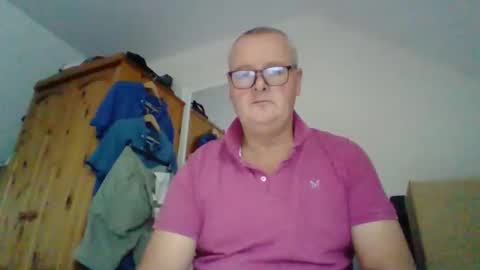 curiousax77 online show from 10.20.25