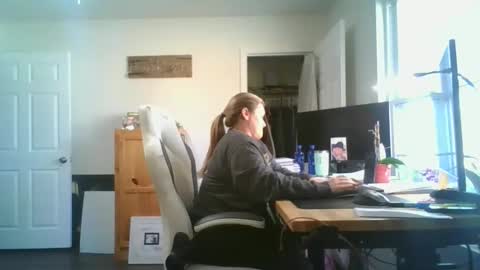 curious couple online show from 01.17.25