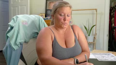 curious couple online show from 04.14.26