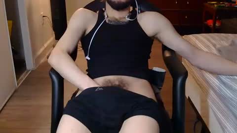 Snapshot of curiouss25 chatting on 03.11.25 curiouss25 online show from 03.11.25