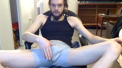 Snapshot of curiouss25 chatting on 11.06.25 curiouss25 online show from 11.06.25