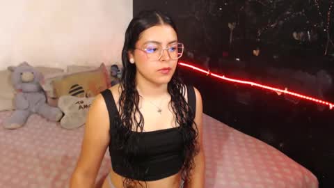 Snapshot of curlycool chatting on 01.21.25 Max and Cata online show from 01.21.25