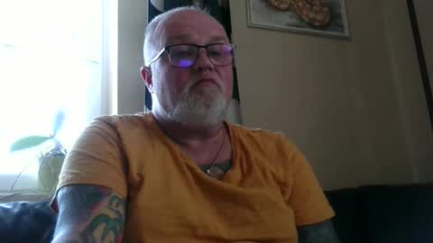 Snapshot of curtus14 chatting on 03.19.26 curtus14 online show from 03.19.26