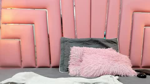 Alyanna  online show from 01.11.26