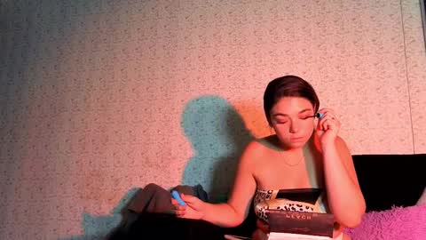 curvy_and_petite11_aws online show from 10.05.25