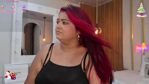 Snapshot of curvy_beauty_ chatting on 12.07.24 Hanna online show from 12.07.24