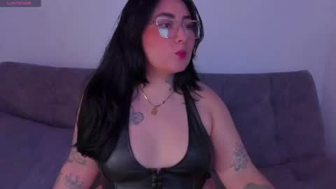 A online show from 04.06.26