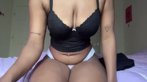 Curvycutie18 online show from 01.09.25