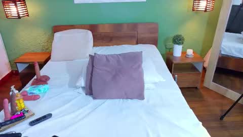 Snapshot of curvyebonyy_ chatting on 02.10.26 Danna online show from 02.10.26