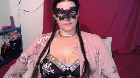 Snapshot of curvygamerceline chatting on 06.03.26 Celine Fawe online show from 06.03.26