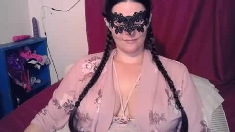 Snapshot of curvygamerceline chatting on 07.08.26 Celine Fawe online show from 07.08.26