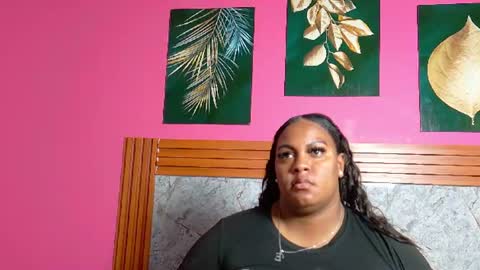 Snapshot of curvyhomebebe chatting on 06.26.26 curvyhomebebe online show from 06.26.26