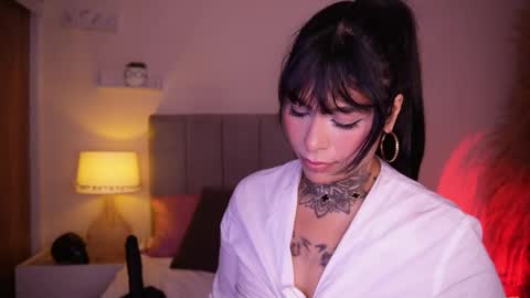 Snapshot of curvyliciouss chatting on 02.17.25 Samantha online show from 02.17.25