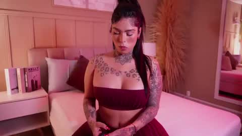 Snapshot of curvyliciouss chatting on 06.14.26 Samantha online show from 06.14.26