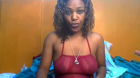 Snapshot of curvylyin chatting on 05.08.26 curvylyin online show from 05.08.26