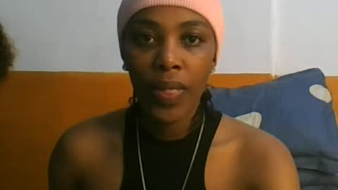 Snapshot of curvylyin chatting on 06.17.26 curvylyin online show from 06.17.26