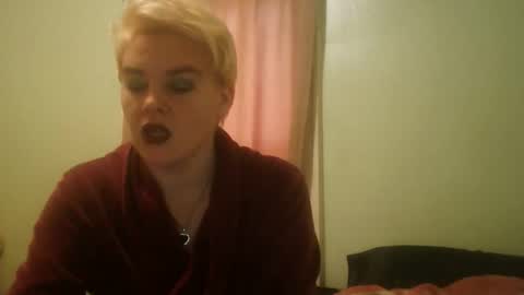 Snapshot of curvymom2025 chatting on 11.21.25 curvymom2025 online show from 11.21.25