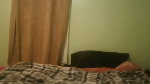 Snapshot of curvymom2025 chatting on 11.22.25 curvymom2025 online show from 11.22.25